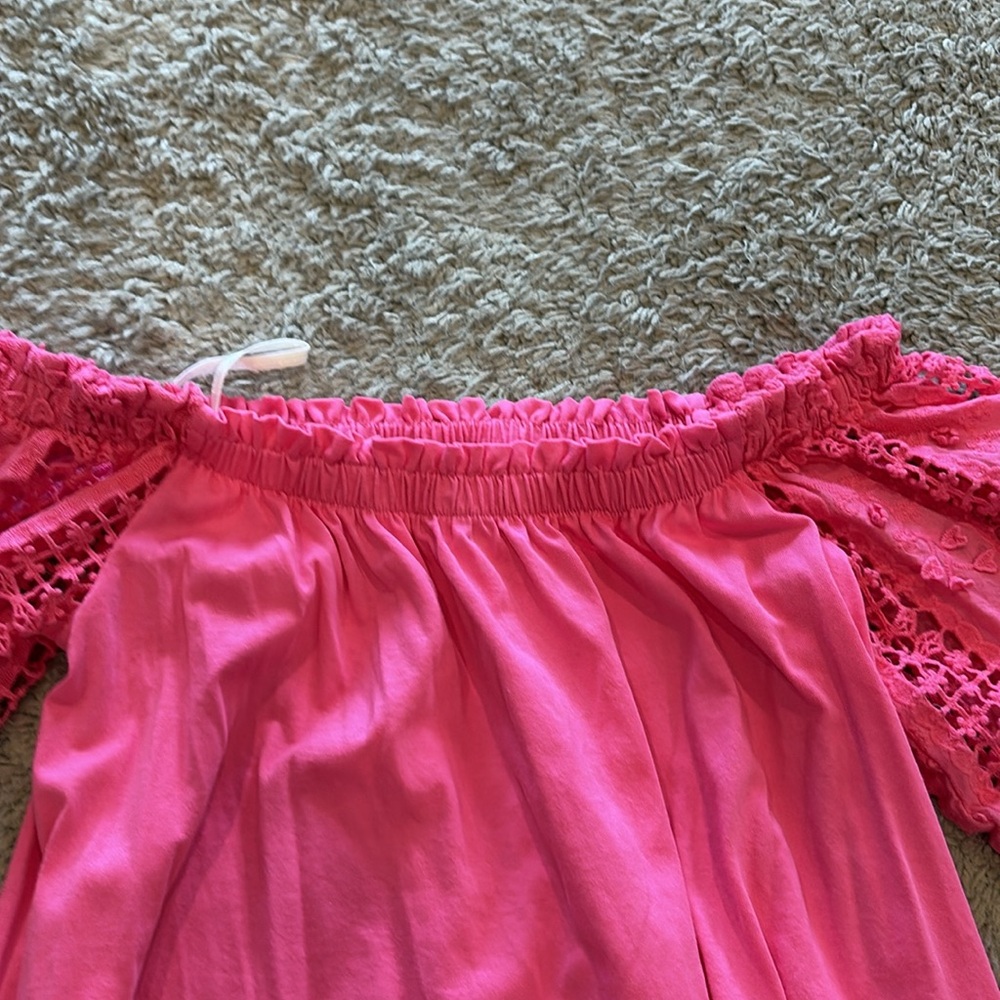 Lilly Pulitzer Pink Off-Shoulder Top with Lace Sleeves - Picture 4 of 6